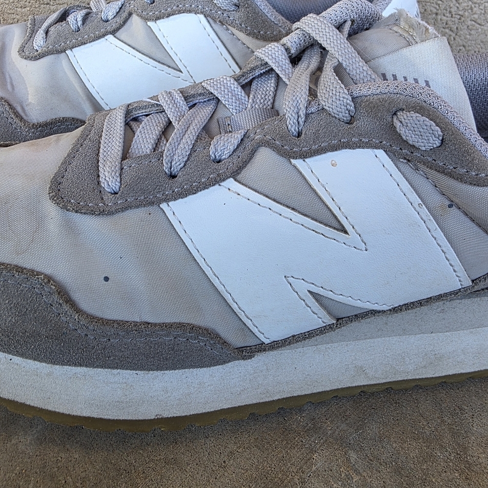 NEW BALANCE 237 V1 (MS237GE)      Sz 9.5B Woman Sneakers - Picture 6 of 11